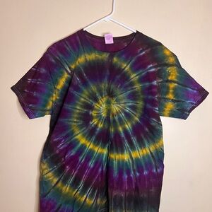 Gildan Tie-Dye Short Sleeve Tee - Purple, Yellow, Green